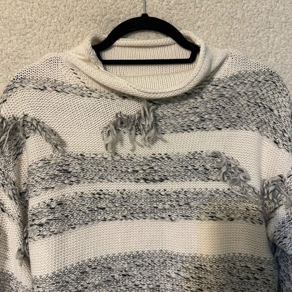 Lou‎ & Gray Distressed Fringe Out Mock Neck Sweater, Women's Small - Picture 10 of 13